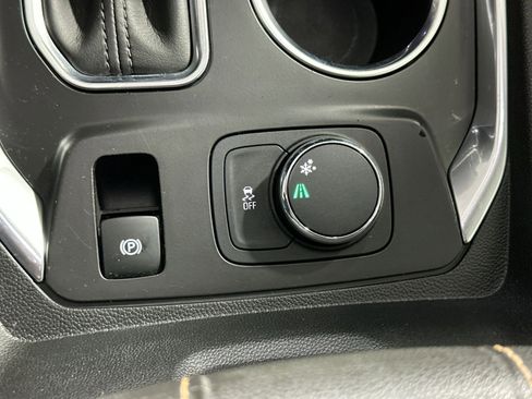 Used 2020 Chevrolet Traverse LS w/ LPO, Floor Liner Package image 29