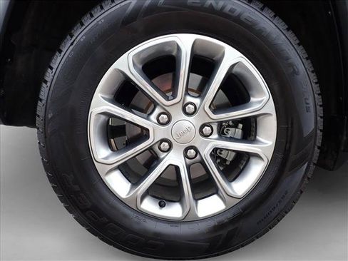 Used 2015 Jeep Grand Cherokee Limited w/ Trailer Tow Group IV AWD/4WD image 6
