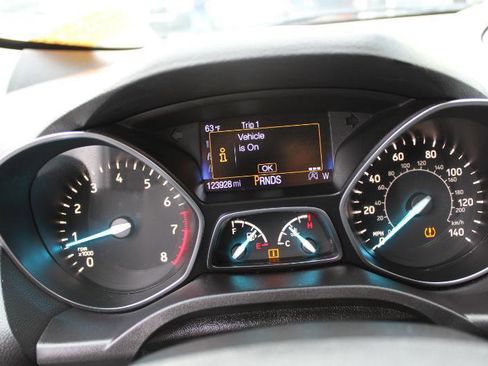 Used 2019 Ford Escape SE FWD image 24