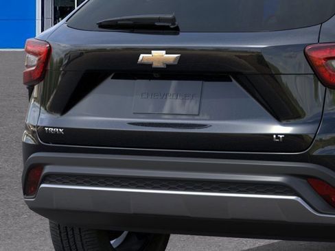 New 2026 Chevrolet Trax LT image 14