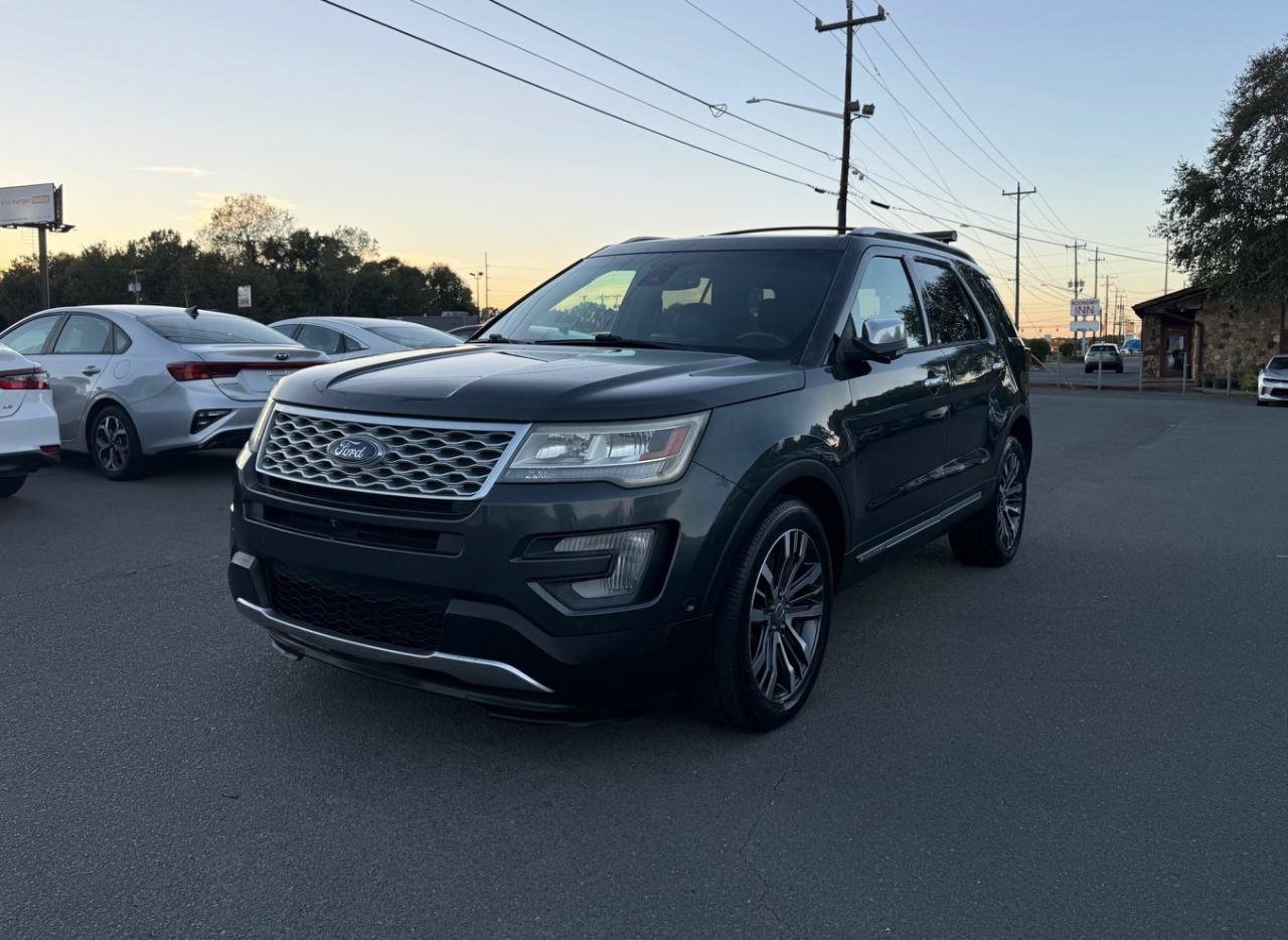 Used 2016 Ford Explorer Platinum AWD/4WD image 3
