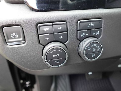 New 2025 Chevrolet Silverado 1500 LT Trail Boss AWD/4WD image 18