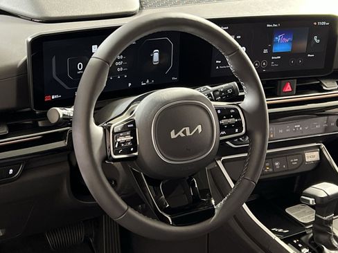 New 2026 Kia Carnival SX Prestige FWD image 14