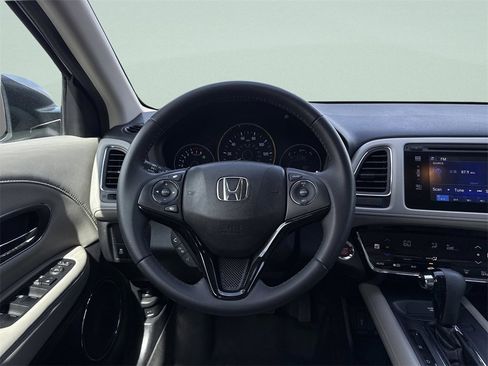 Used 2018 Honda HR-V EX-L image 25