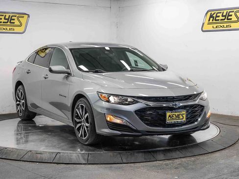 Used 2025 Chevrolet Malibu RS FWD image 5