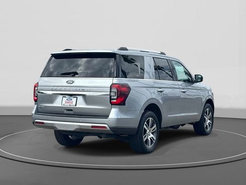 Certified 2022 Ford Expedition Limited RWD image 5