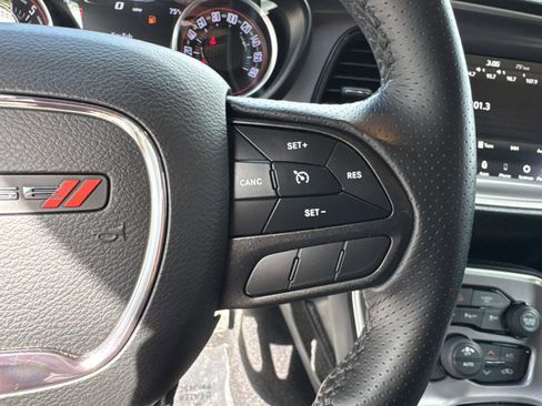 Used 2022 Dodge Challenger R/T Scat Pack image 22