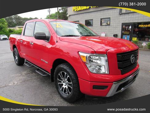 Used 2021 Nissan Titan SV w/ Accessory Utility Package RWD image 1