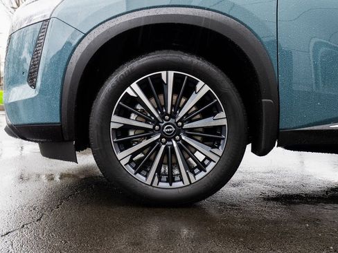 New 2026 Nissan Pathfinder SL image 7