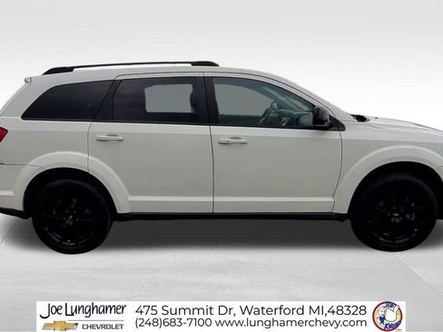 Used 2019 Dodge Journey SE w/ Blacktop Package FWD image 10