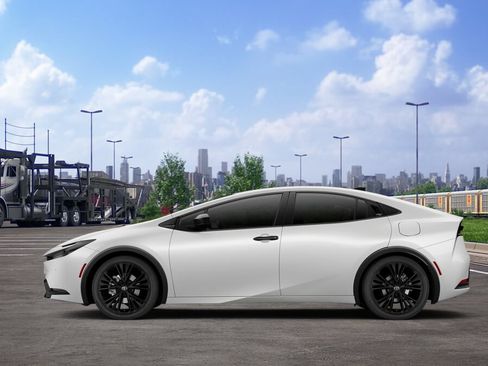 New 2027 Toyota Prius FWD image 5