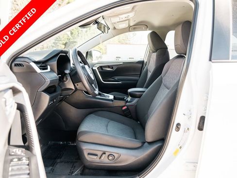 Certified 2024 Toyota RAV4 XLE AWD/4WD image 25