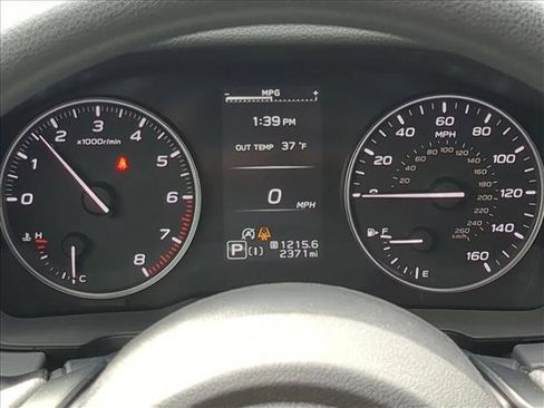 Certified 2025 Subaru Crosstrek 2.0i Premium image 11