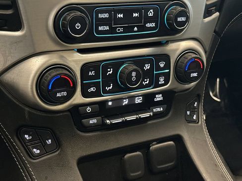 Used 2017 GMC Yukon SLT w/ Open Road Package AWD/4WD image 23