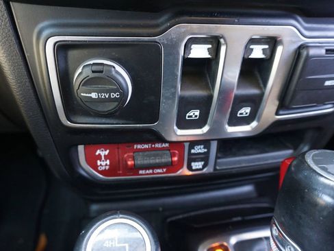 Used 2022 Jeep Wrangler Rubicon w/ LED Lighting Group image 14