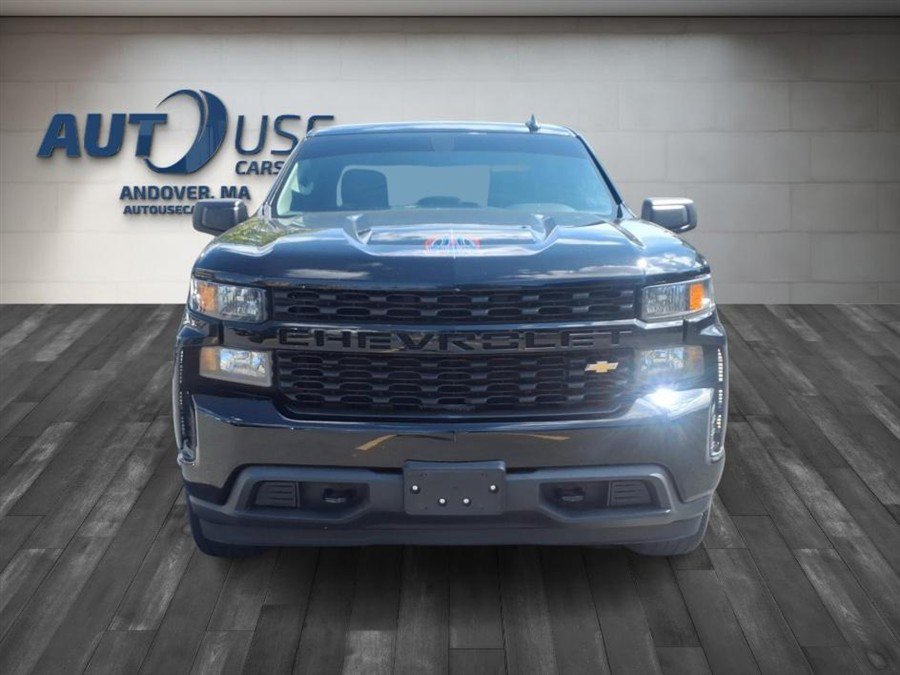 Used 2019 Chevrolet Silverado 1500 Custom w/ Custom Convenience Package AWD/4WD image 2