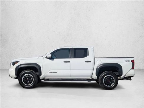 Used 2024 Toyota Tacoma TRD Off-Road image 8