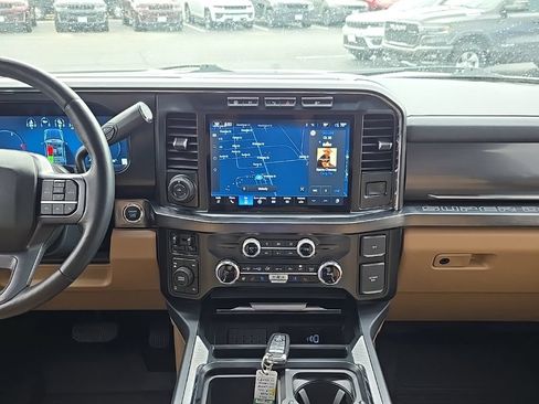 Used 2024 Ford F350 Lariat w/ Lariat Ultimate Package AWD/4WD image 15