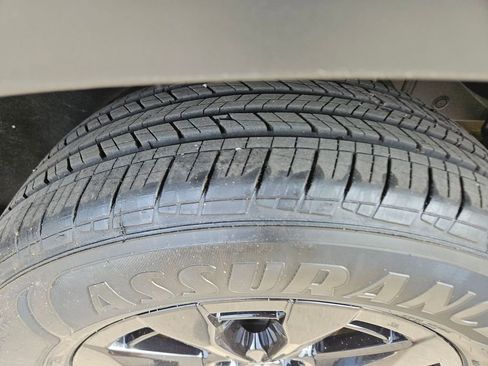 Used 2025 MAZDA CX-50 AWD 2.5 Hybrid w/ Premium Pkg image 27