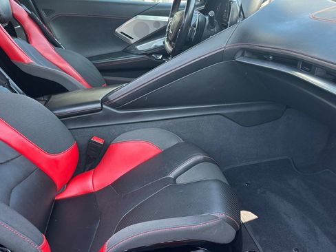 Used 2021 Chevrolet Corvette Stingray Premium Conv w/ Z51 Performance Package RWD image 14