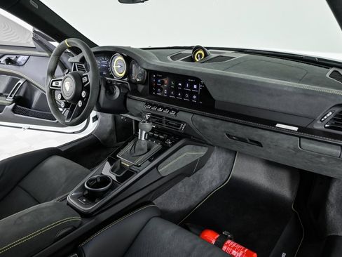 Certified 2024 Porsche 911 GT3 RS image 21