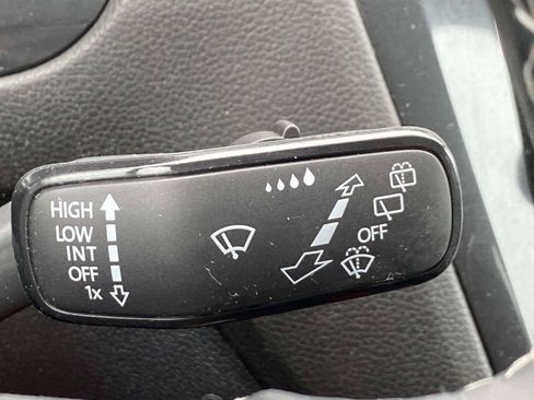 Used 2022 Volkswagen Tiguan S AWD/4WD image 21