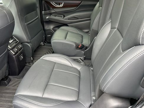 Used 2023 Subaru Ascent Touring image 9