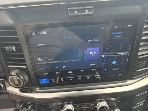 Used 2025 Ford F250 Lariat w/ Black Appearance Package image 6