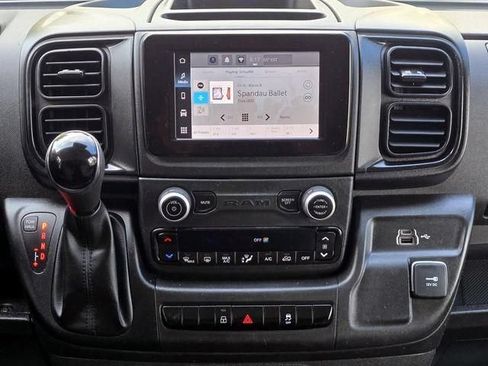 Used 2024 RAM ProMaster 2500 w/ Convenience Group FWD image 12