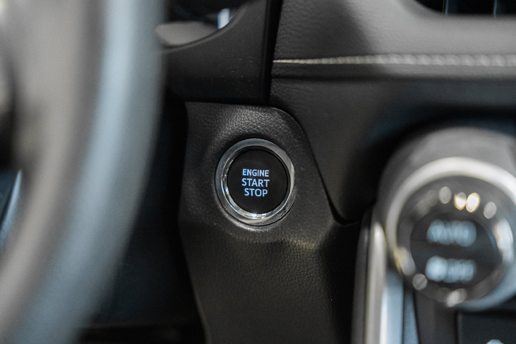 Certified 2025 Toyota RAV4 XLE AWD/4WD image 22