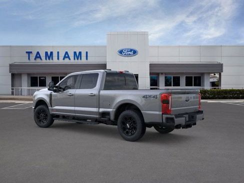 New 2026 Ford F250 Lariat w/ Black Appearance Package image 4