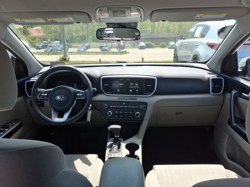 Certified 2022 Kia Sportage LX AWD/4WD image 14