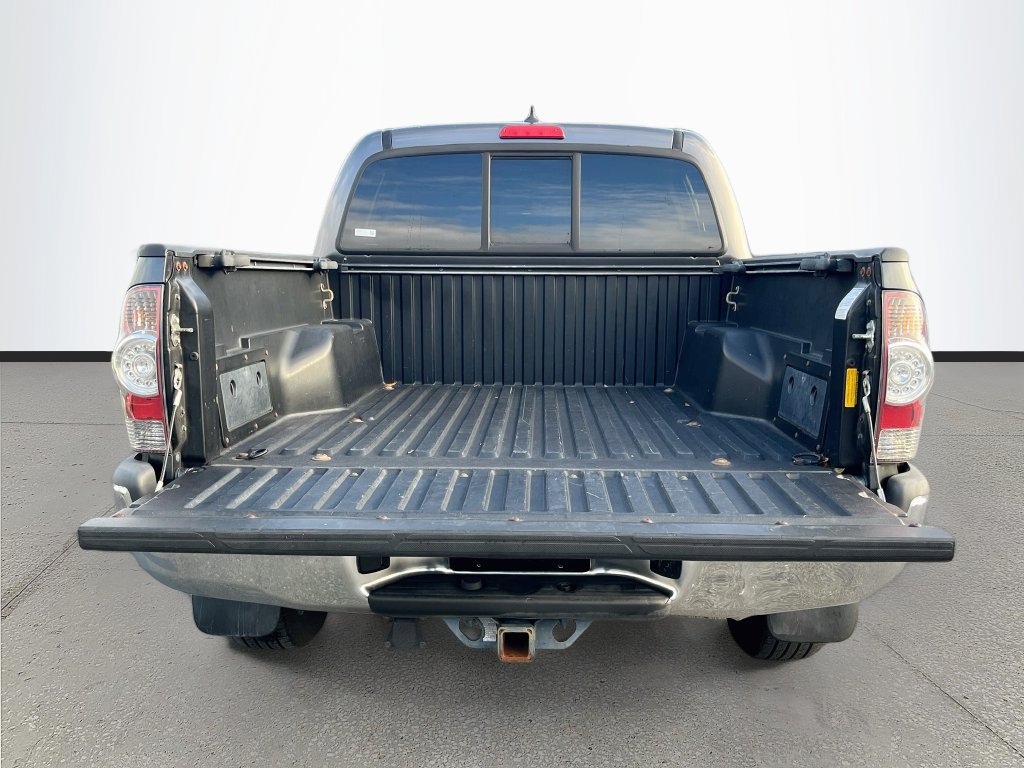 Used 2015 Toyota Tacoma PreRunner w/ SR5 Package RWD image 23