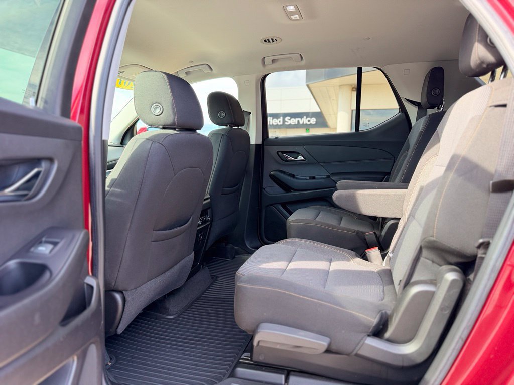 Used 2018 Chevrolet Traverse LT FWD image 9