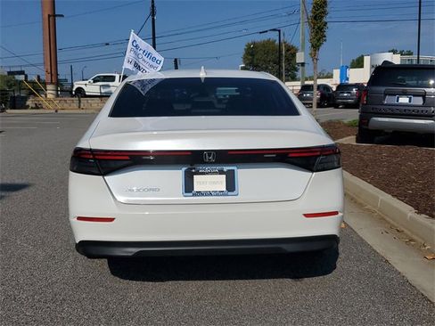 Certified 2023 Honda Accord EX image 5