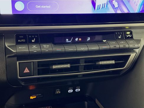 Used 2025 Toyota Camry XSE image 24