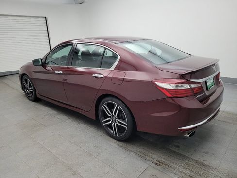 Used 2017 Honda Accord Sport image 3