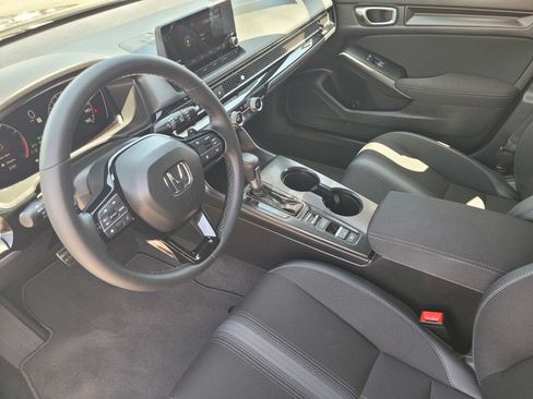 Certified 2025 Honda Civic Sport image 15