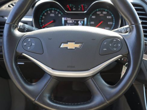 Used 2015 Chevrolet Impala LT FWD image 21