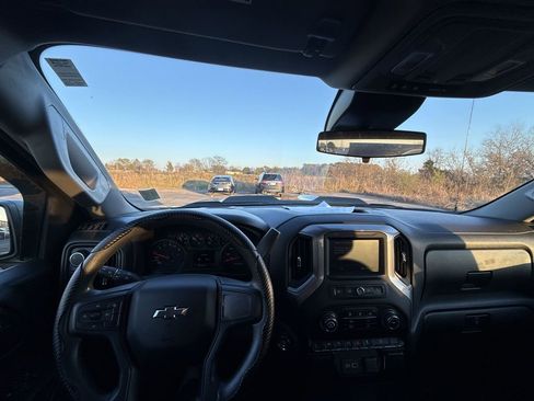 Certified 2024 Chevrolet Silverado 1500 Custom Trail Boss w/ LPO, Dark Essentials Package image 27