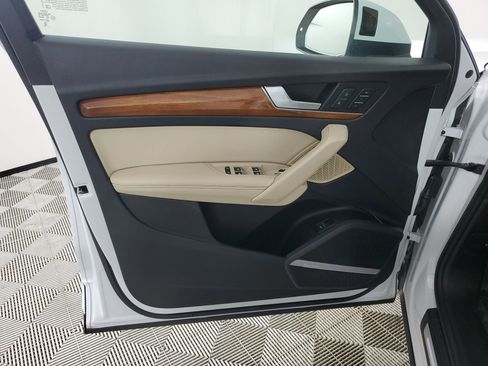 Certified 2023 Audi Q5 2.0T Premium Plus w/ Premium Plus Package image 24