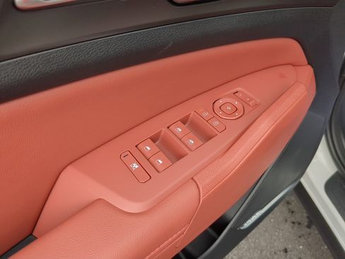 New 2026 Kia Sportage SX image 19