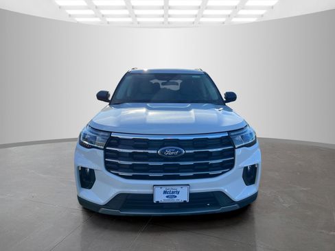 New 2026 Ford Explorer Active image 2