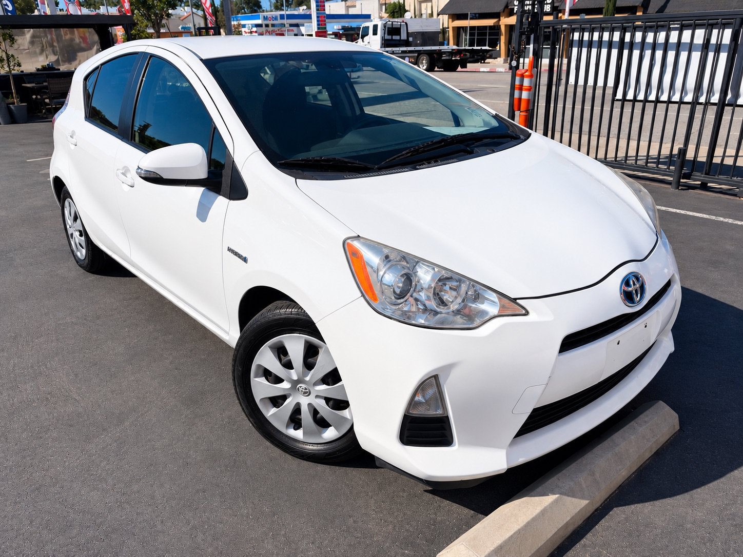 Used 2012 Toyota Prius C One FWD image 1