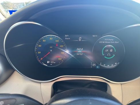 Used 2022 Mercedes-Benz GLC 300 image 9