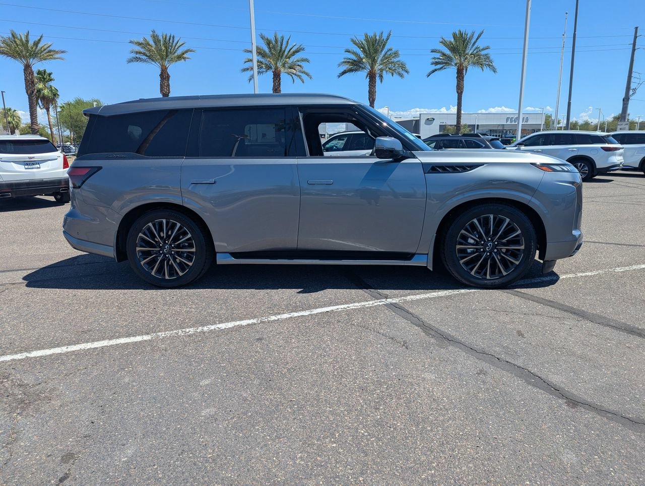New 2027 INFINITI QX80 Autograph w/ Premium Cargo Package AWD/4WD image 6