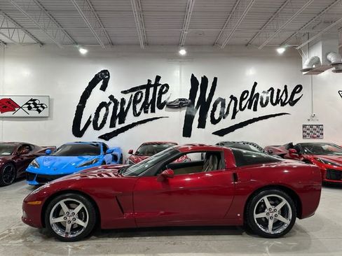 Used 2008 Chevrolet Corvette Coupe w/ Preferred Equipment Group RWD image 30