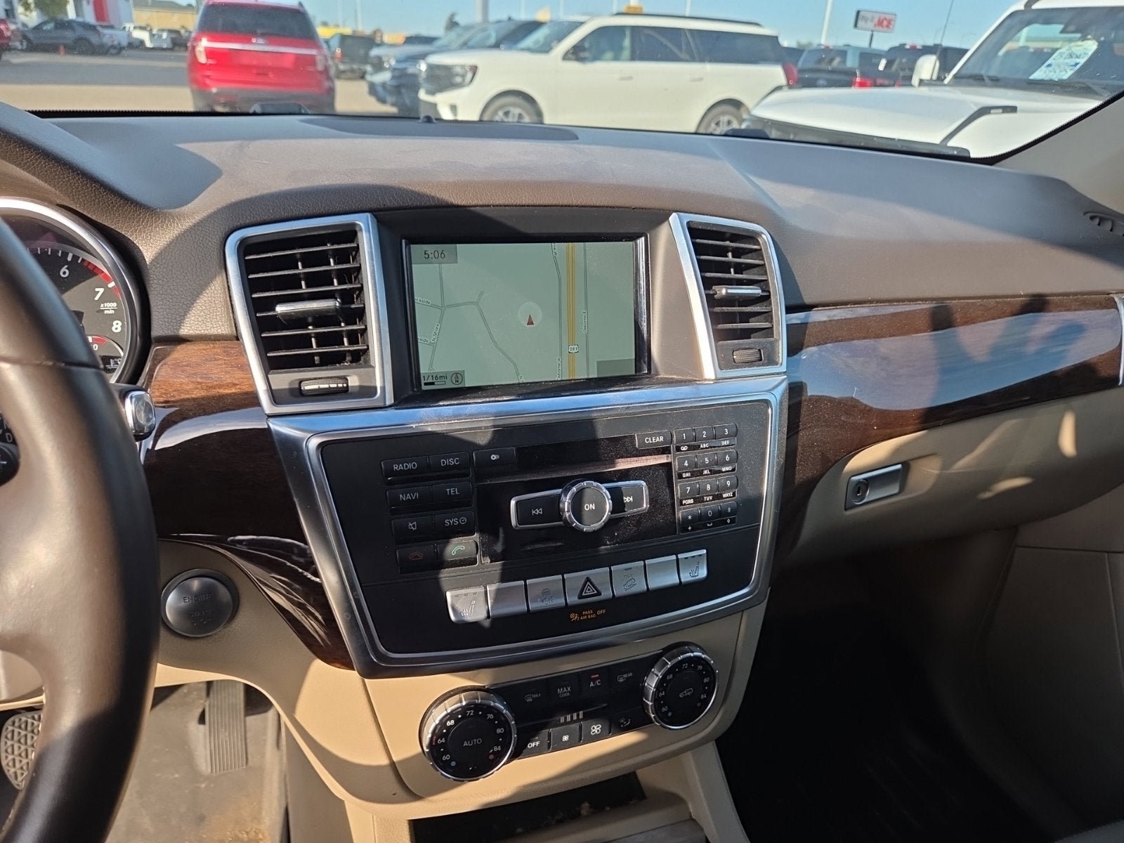 Used 2014 Mercedes-Benz ML 350 4MATIC image 4