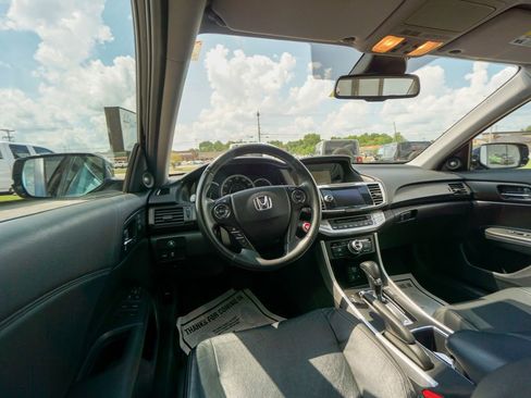 Used 2015 Honda Accord EX-L image 13