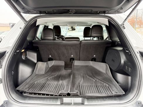 Used 2020 Jeep Cherokee Limited w/ Technology Group image 20